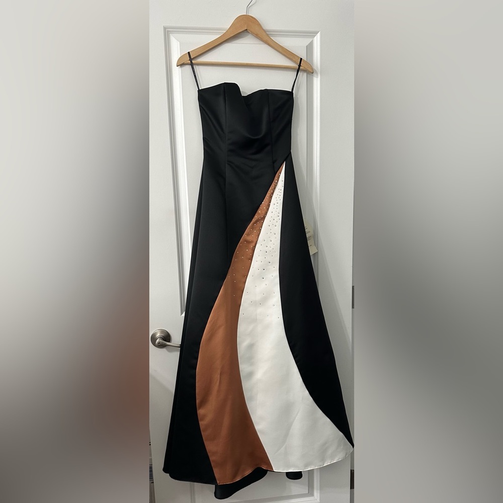 Jessica McClintock Strapless floor length gown